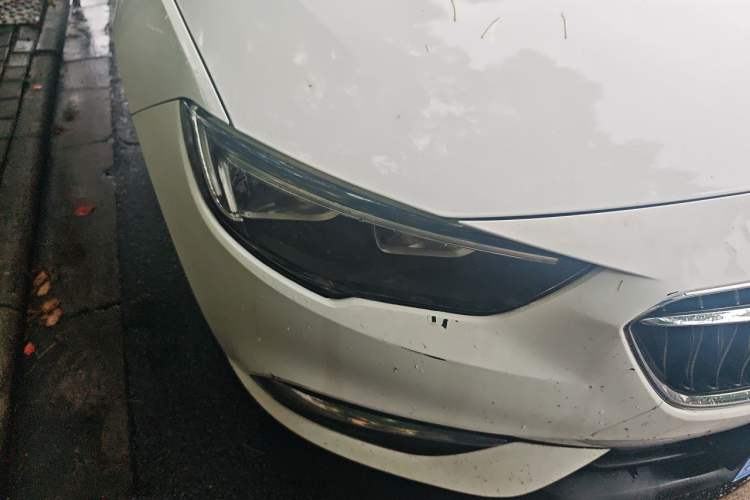 Used Buick Regal 2017 20T Elite Edition Right Front Headlight