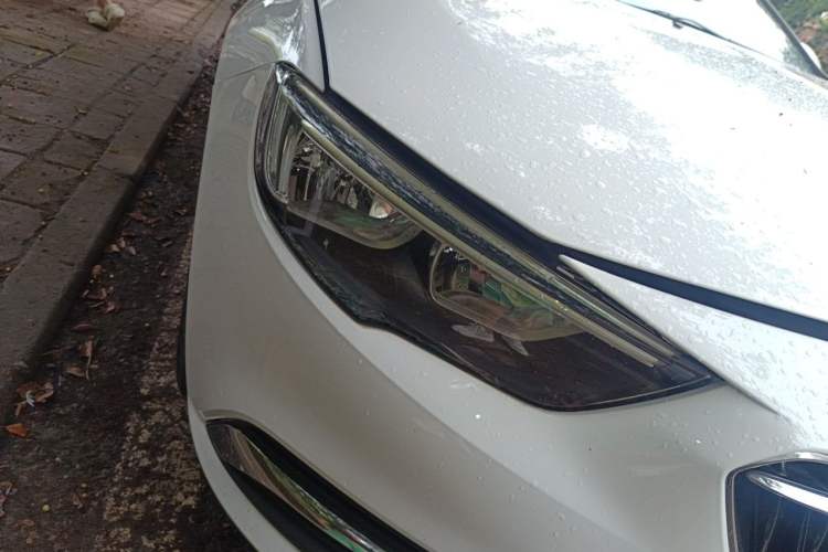 Used Buick Regal 2017 20T Elite Edition Right Front Headlight