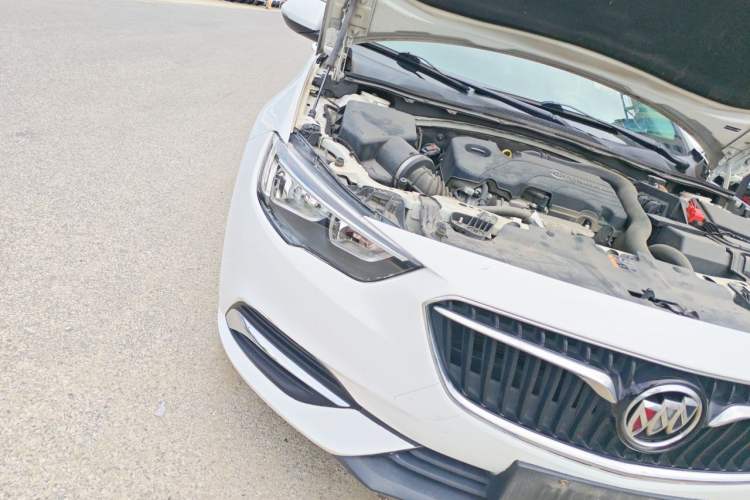 Used Buick Regal 2017 20T Elite Edition Right Front Headlight
