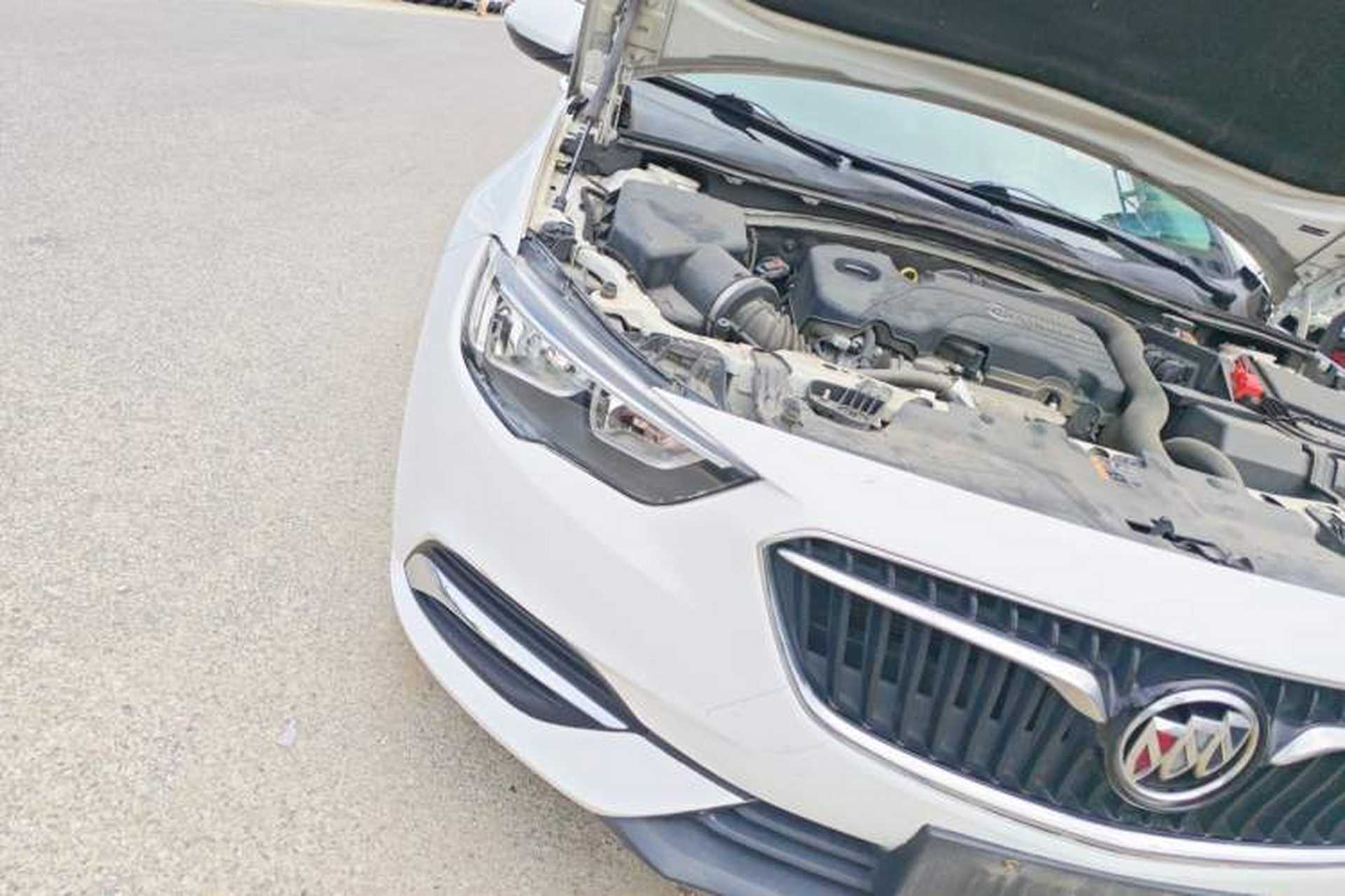 Used Buick Regal 2017 20T Elite Edition Right Front Headlight