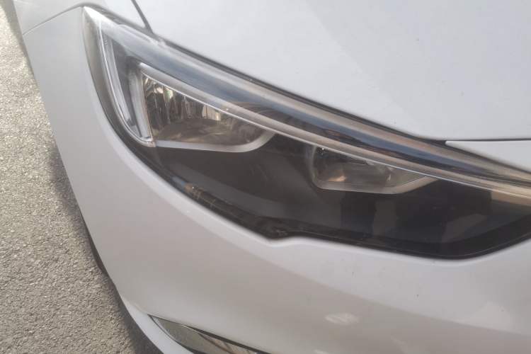 Used Buick Regal 2017 20T Elite Edition Right Front Headlight
