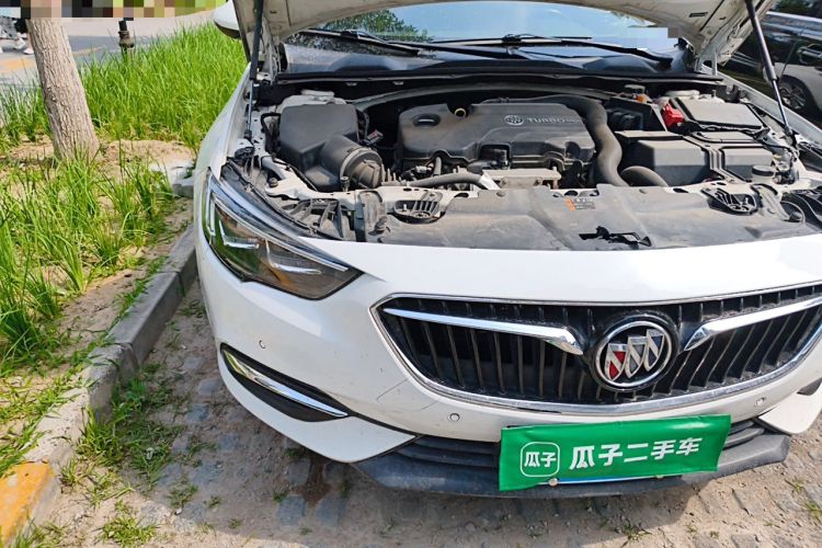 Used Buick Regal 2017 20T Luxury Model Right Front Headlight