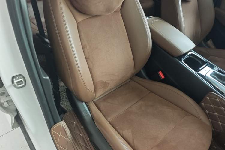 Used Buick Regal 2017 20T Elite Edition Right Front Seat