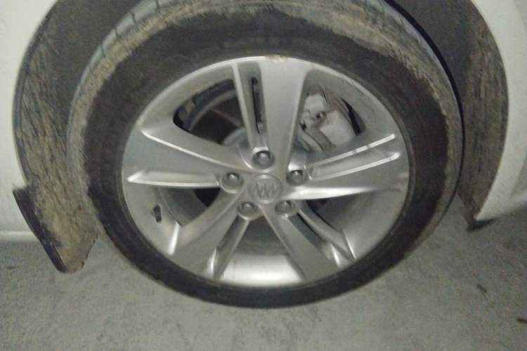 Used Buick Regal 2017 30H Luxury Version Right Front Wheel Hub