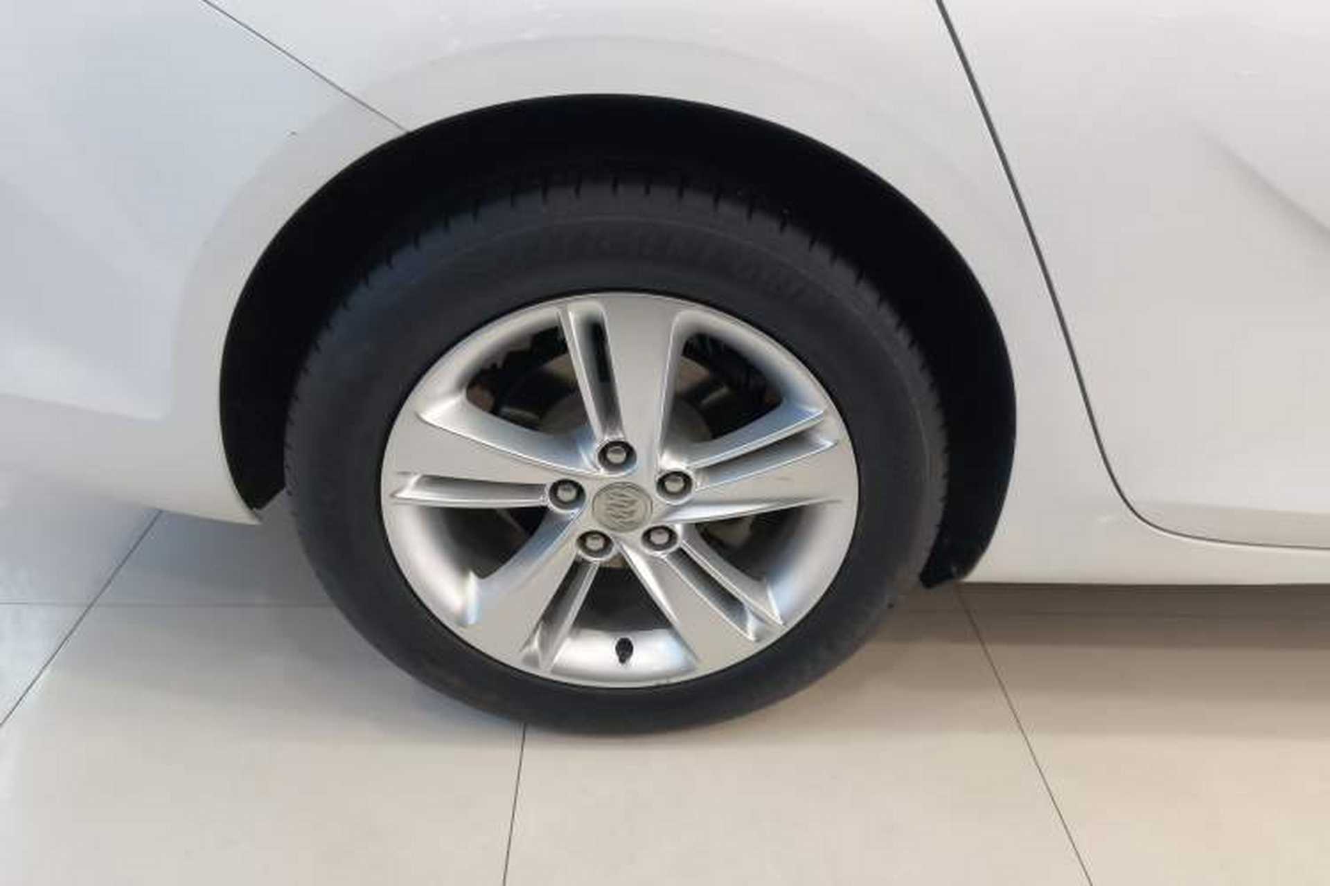 Used Buick Regal 2017 20T Elite Edition Right Rear Wheel Hub
