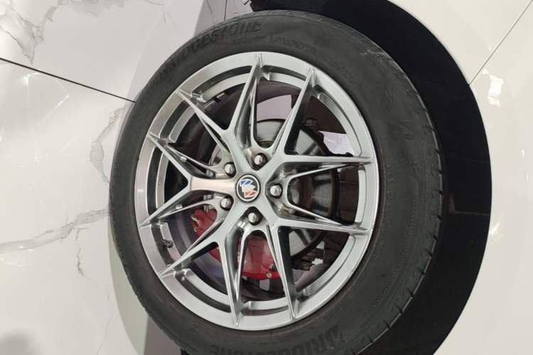 Used Buick Regal 2017 20T Elite Edition Right Rear Wheel Hub