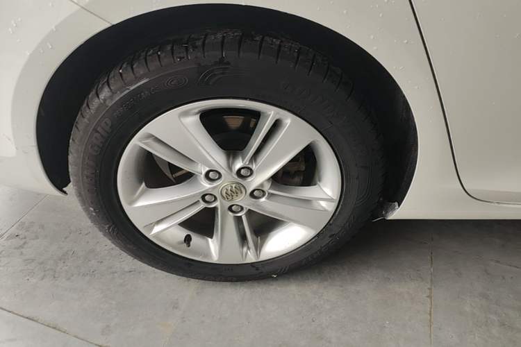 Used Buick Regal 2017 20T Elite Edition Right Rear Wheel Hub