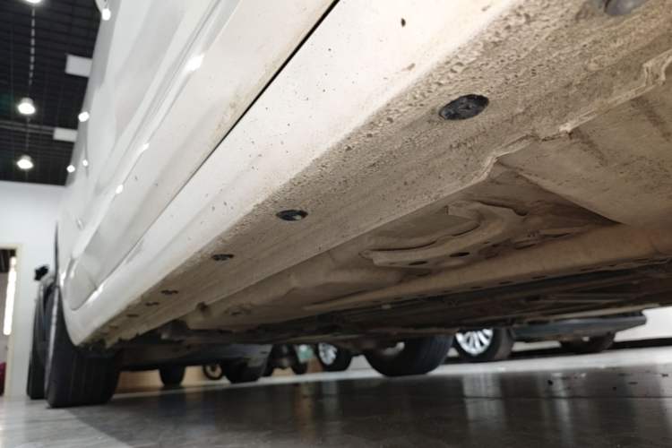 Used Buick Regal 2017 20T Elite Edition Right Side Sill