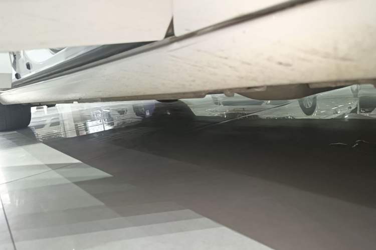 Used Buick Regal 2017 20T Elite Edition Right Side Sill