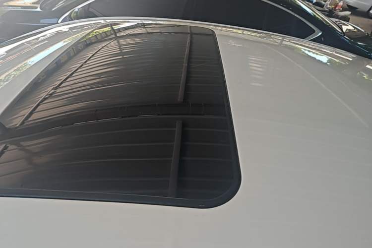Used Buick Regal 2017 20T Elite Edition Roof