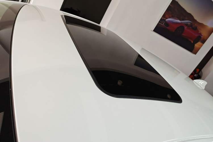 Used Buick Regal 2017 20T Elite Edition Roof
