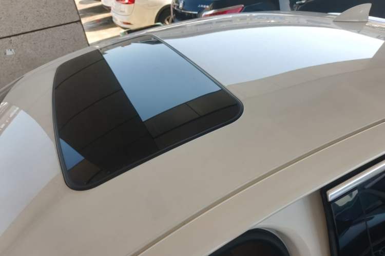 Used Buick Regal 2017 20T Elite Edition Roof