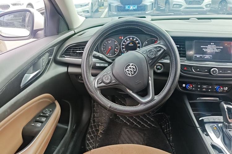 Used Buick Regal 2017 28T Prestige Model Steering Wheel