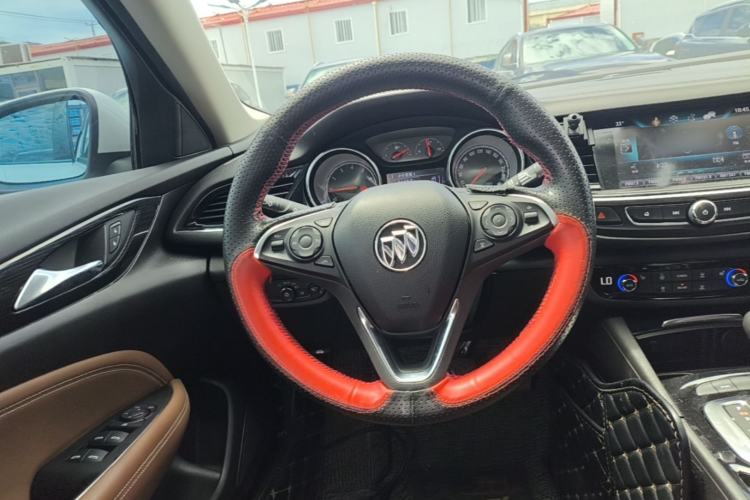 Used Buick Regal 2017 20T Elite Edition Steering Wheel