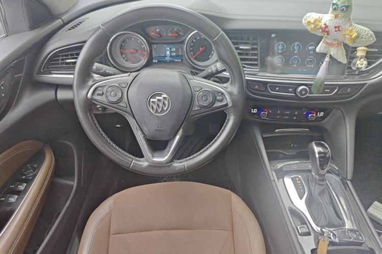 Used Buick Regal 2017 20T Elite Edition Steering Wheel