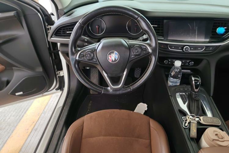 Used Buick Regal 2017 28T Prestige Model Steering Wheel