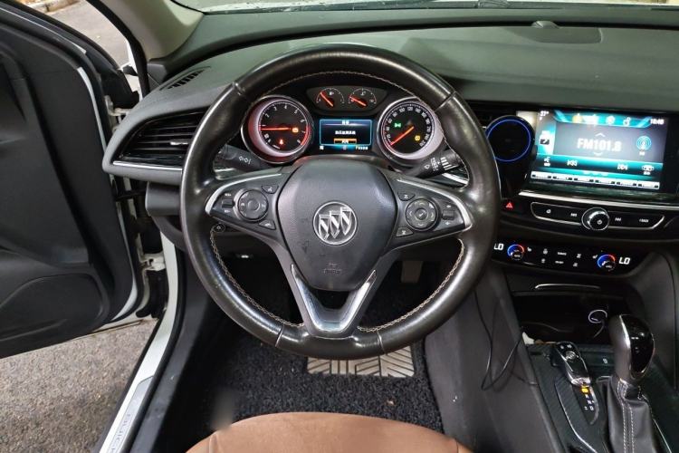 Used Buick Regal 2017 20T Elite Edition Steering Wheel