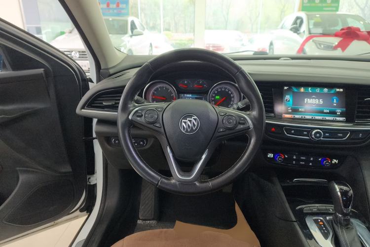 Used Buick Regal 2017 20T Elite Edition Steering Wheel