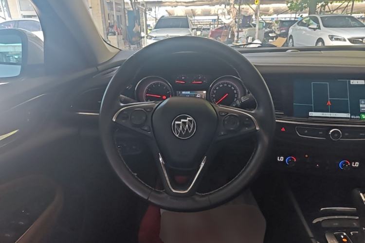 Used Buick Regal 2017 20T Elite Edition Steering Wheel