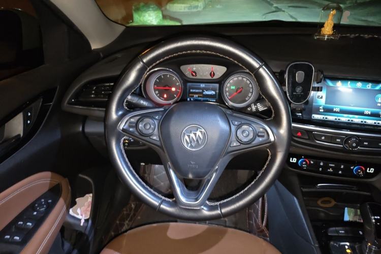 Used Buick Regal 2017 20T Luxury Model Steering Wheel