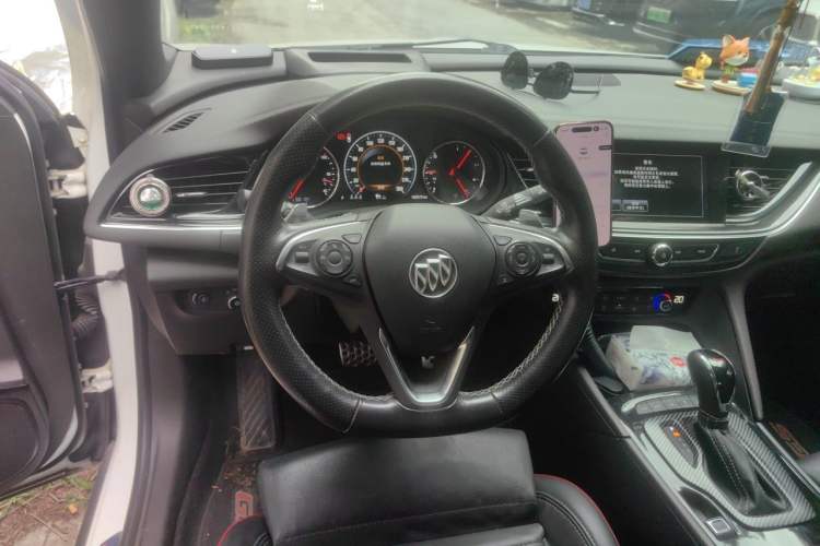 Used Buick Regal 2017 GS 28T Prestige Model Steering Wheel