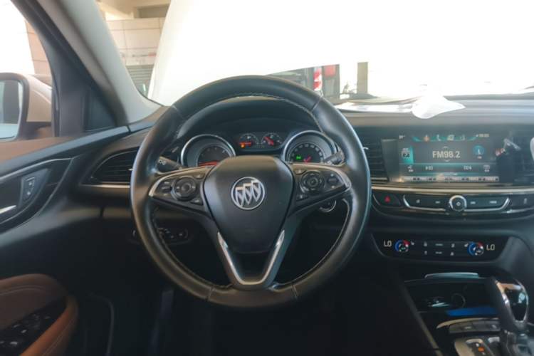 Used Buick Regal 2017 20T Elite Edition Steering Wheel