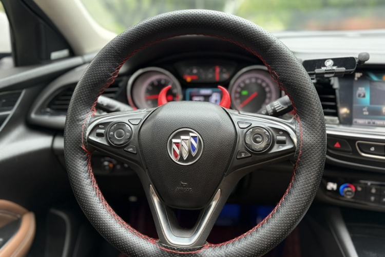 Used Buick Regal 2017 20T Elite Edition Steering Wheel