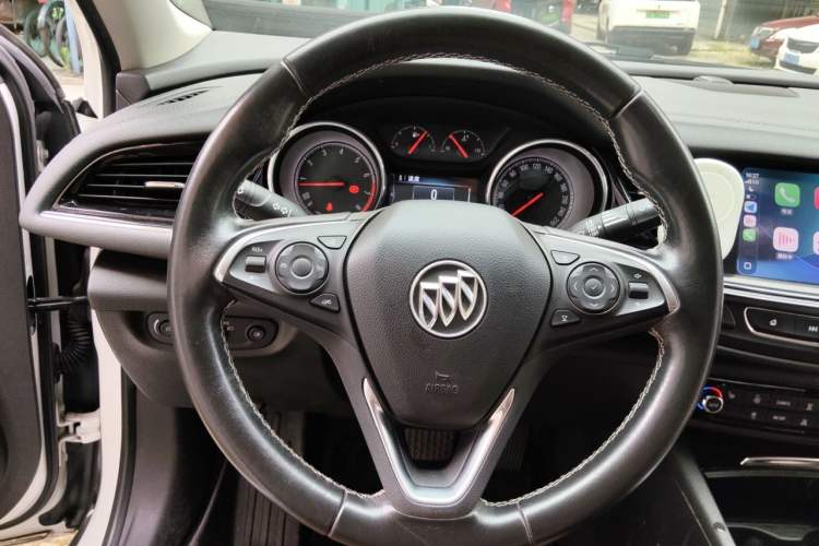 Used Buick Regal 2017 20T Luxury Model Steering Wheel