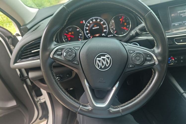 Used Buick Regal 2017 20T Prestige Model Steering Wheel