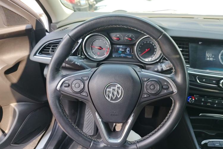 Used Buick Regal 2017 20T Elite Edition Steering Wheel