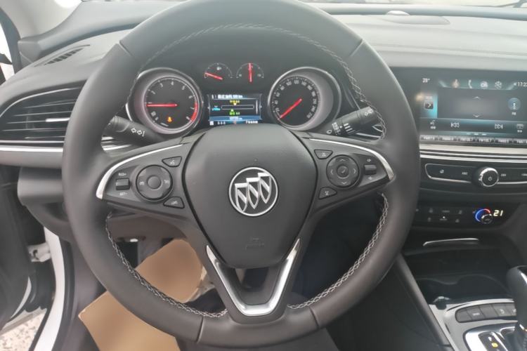 Used Buick Regal 2017 20T Luxury Model Steering Wheel