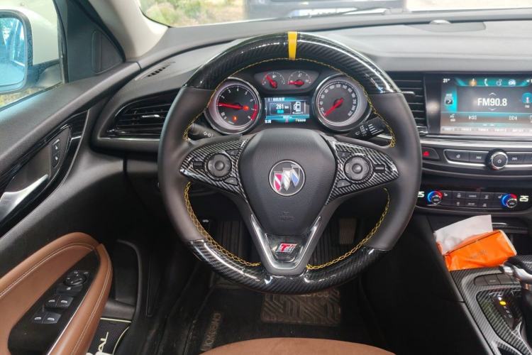 Used Buick Regal 2017 20T Luxury Model Steering Wheel