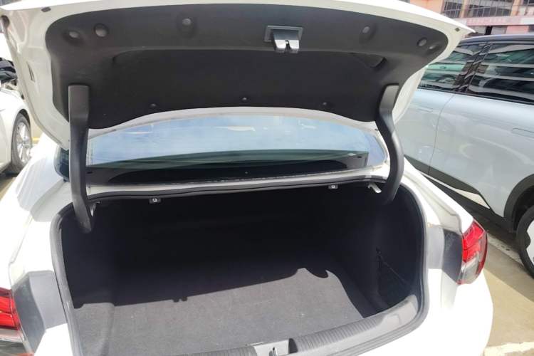 Used Buick Regal 2017 20T Luxury Model Trunk