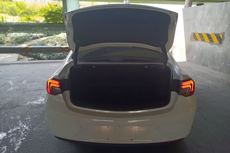 Used Buick Regal 2017 20T Luxury Model Trunk