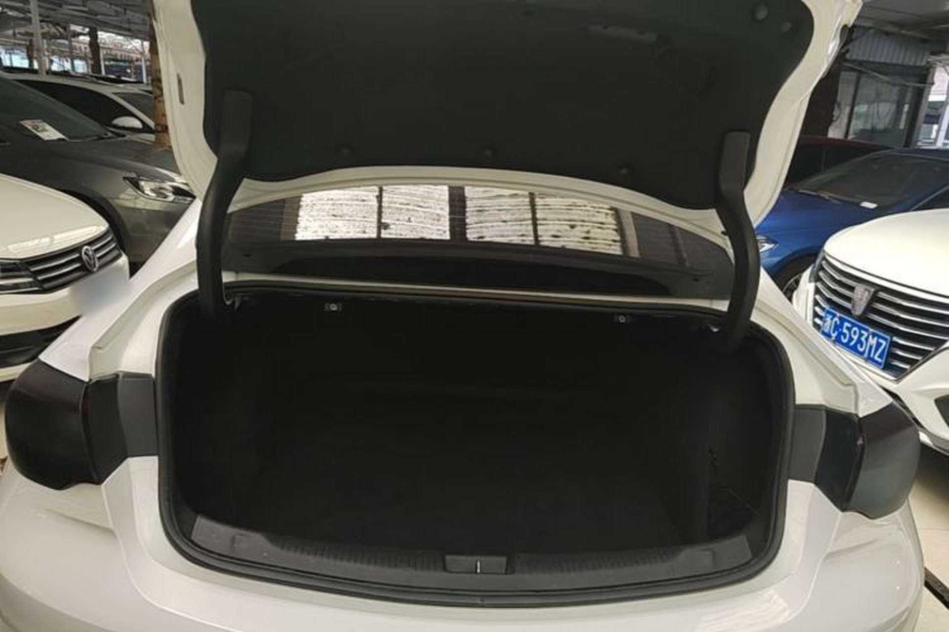 Used Buick Regal 2017 20T Elite Edition Trunk