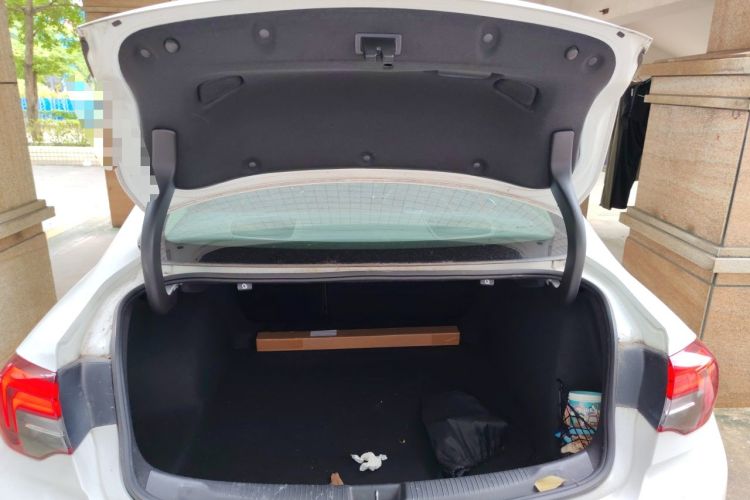 Used Buick Regal 2017 28T Prestige Model Trunk