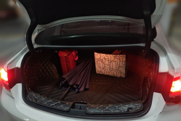 Used Buick Regal 2017 20T Elite Edition Trunk