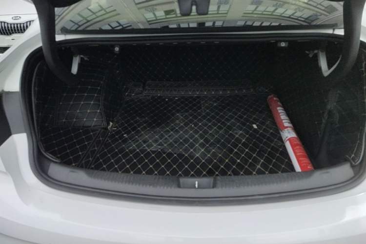 Used Buick Regal 2017 20T Elite Edition Trunk