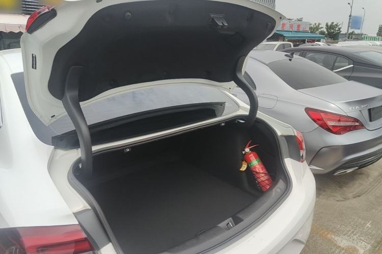 Used Buick Regal 2017 20T Elite Edition Trunk