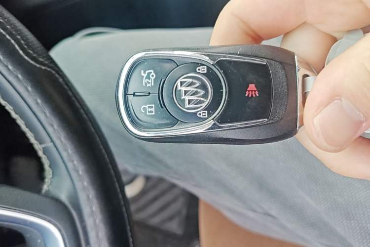 Used Buick Regal 2017 28T Prestige Model Vehicle Key