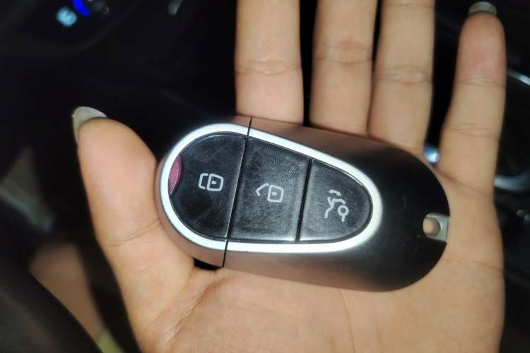 Used Buick Regal 2017 20T Elite Edition Vehicle Key