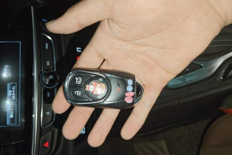 Used Buick Regal 2017 28T Luxury Edition Vehicle Key