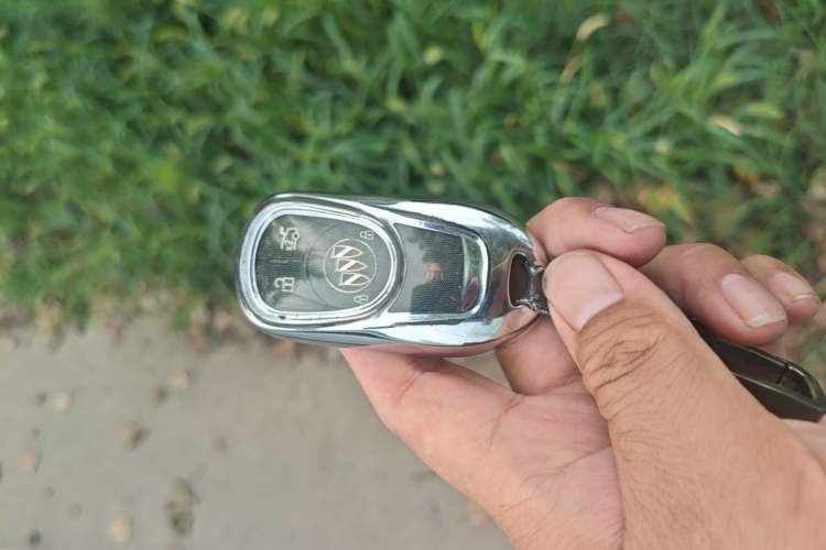 Used Buick Regal 2017 20T Prestige Model Vehicle Key