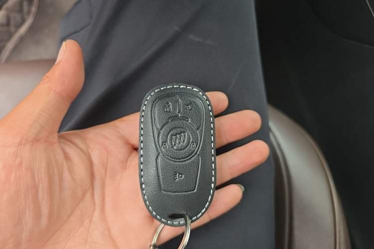Used Buick Regal 2017 20T Prestige Model Vehicle Key
