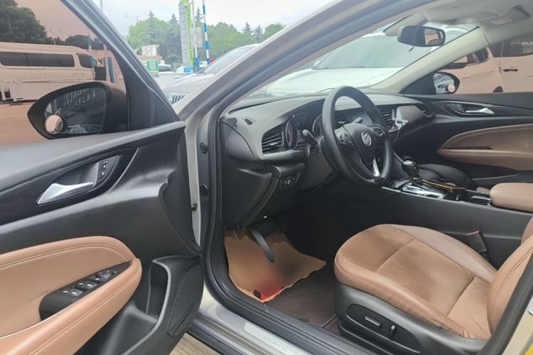 Used Buick Regal 2017 20T Luxury Model Driver Seat