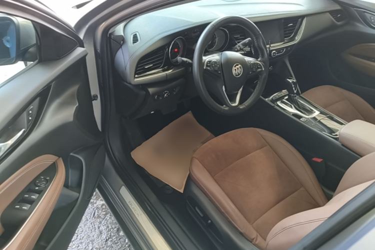 Used Buick Regal 2017 20T Elite Edition Driver Seat