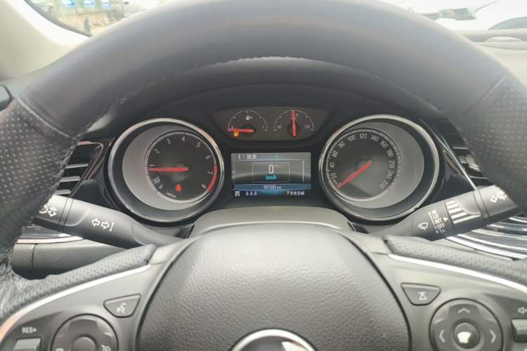 Used Buick Regal 2017 20T Luxury Model Instrument Cluster