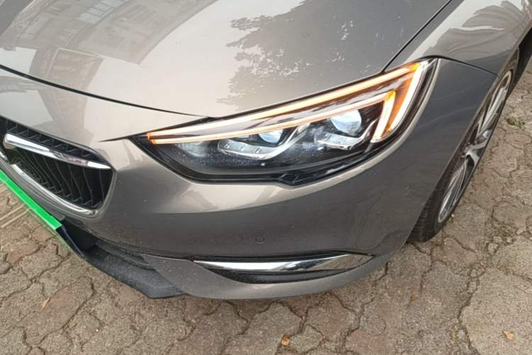 Used Buick Regal 2017 28T Luxury Edition Left Front Headlight