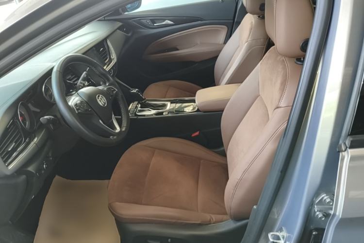 Used Buick Regal 2017 20T Elite Edition Left Front Seat