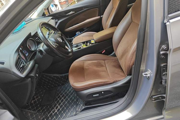 Used Buick Regal 2017 20T Luxury Model Left Front Seat